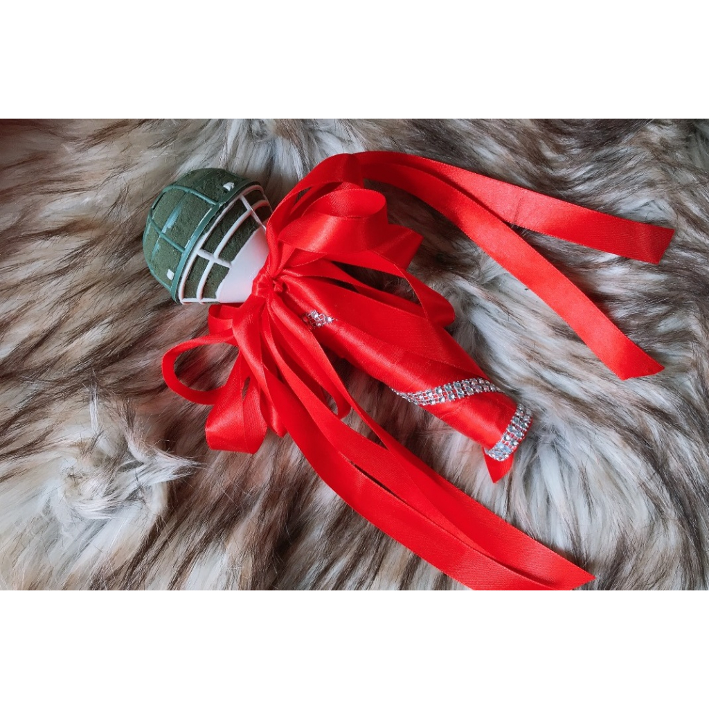 Tay cầm cắm hoa cưới cầm tay cô dâu  cho hoa thật và hoa giả