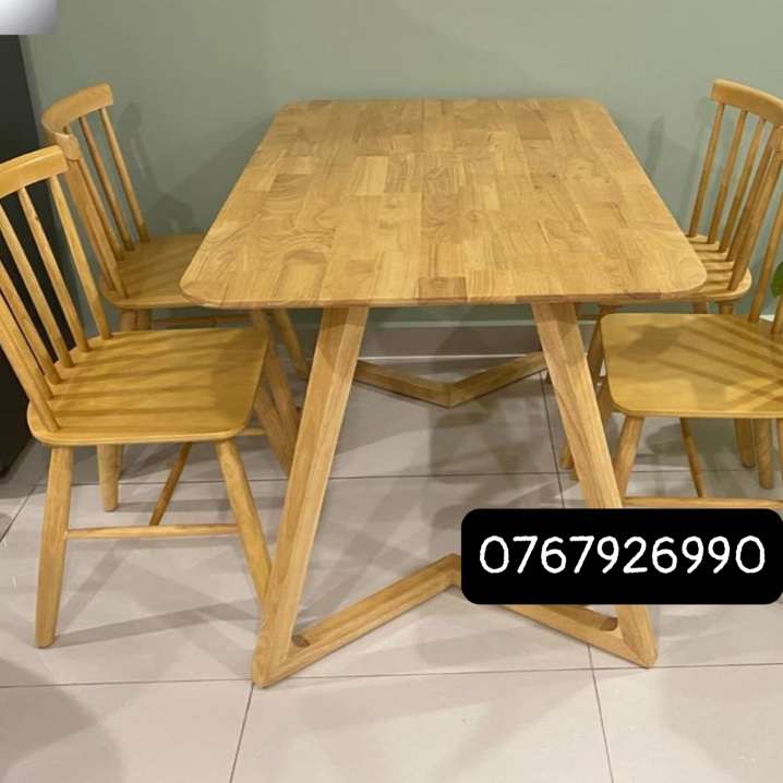 Bàn ăn cơm 4 ghế, bàn ăn song tiện 4 ghế gỗ cau su tự nhiên kết hợp bàn chân V - thương hiệu nội thất Ngọc Mai