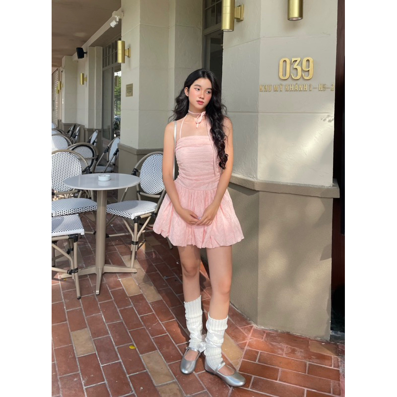 Đầm cúp ngực cột dây