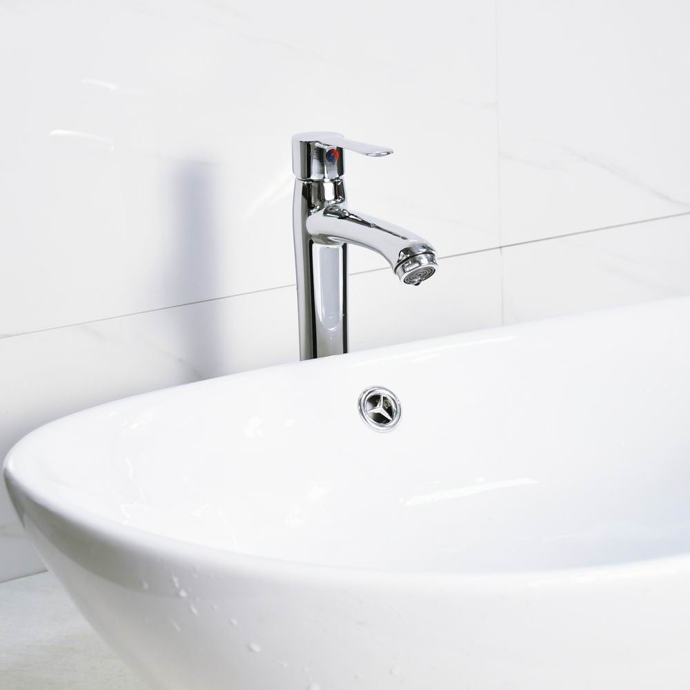 Vòi lavabo rữa tay lạnh  inox 304 sơn tĩnh điện đen bền đẹp sang trọng