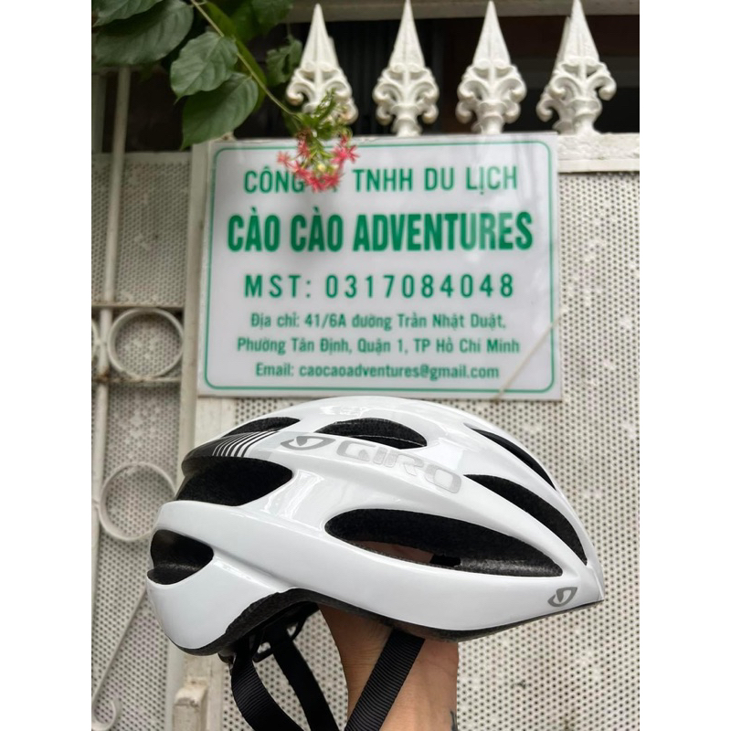 Nón bảo hiểm Giro Trinity - trắng