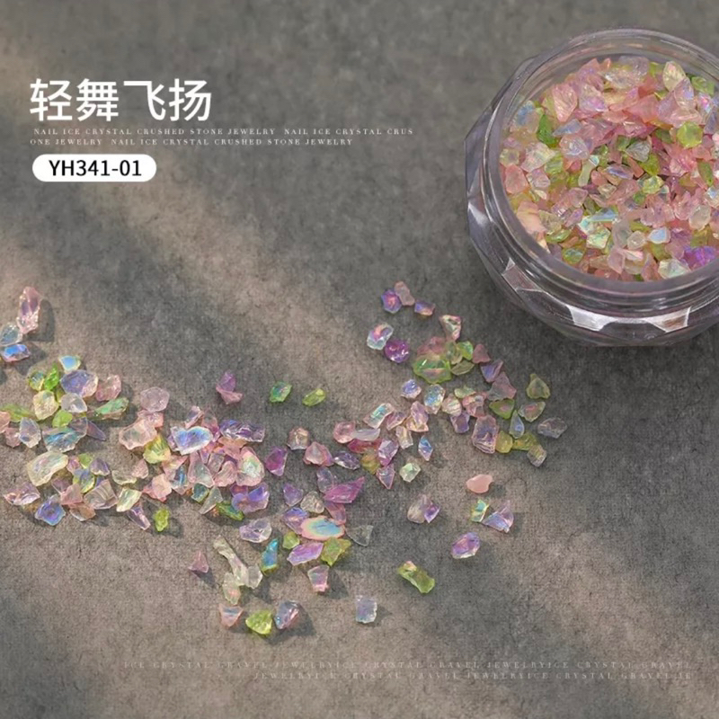 Sỏi thạch anh đính design vân đá nail