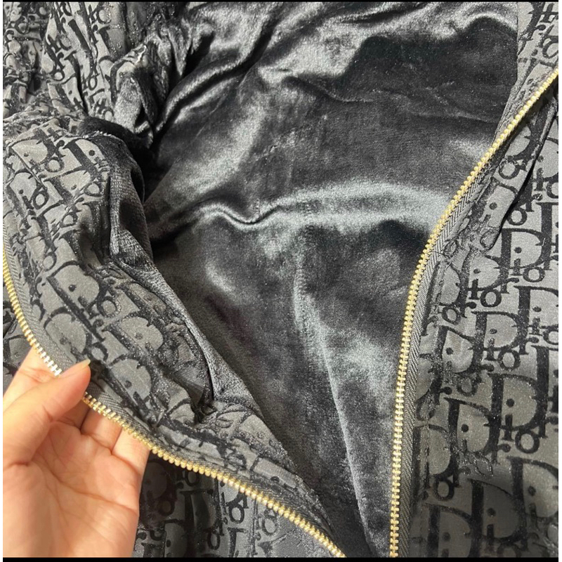 Áo khoác dior chất nhung in vân dập nổi,lót lông siêu ấm