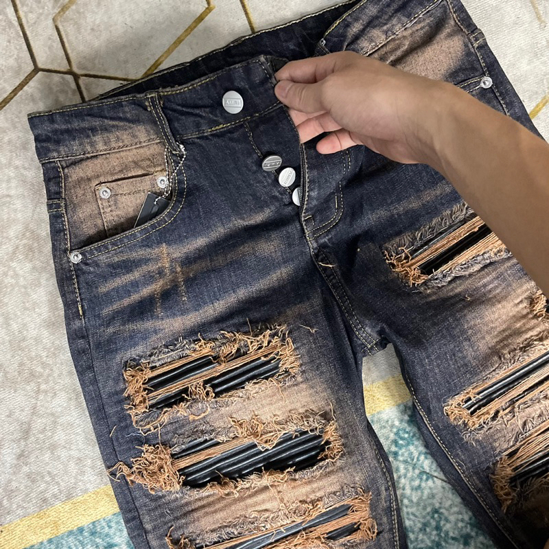 Quần JEAN Nam AMIRI Slimfit xanh rách tua lót da Quần bò Amiri vá nhiều da đen bản đẳng cấp nhất dòng vá da