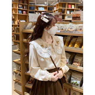 Áo sơ mi cổ bèo phối ren thêu hoa, áo somi nhung xinh phong cách vintage