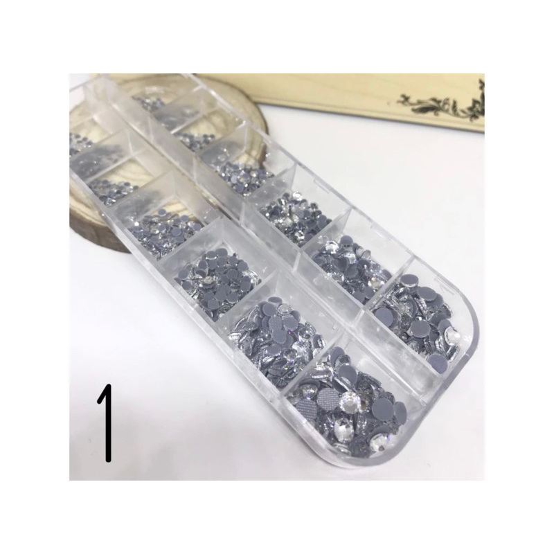 Đá Khay Chân Lưới YHB Màu Trắng Trong Khay 1140v Đủ Size