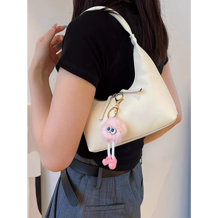 Túi xách màu bạc kẹp nách TUIXACHXINH2 có móc khoá thú bông đi kèm