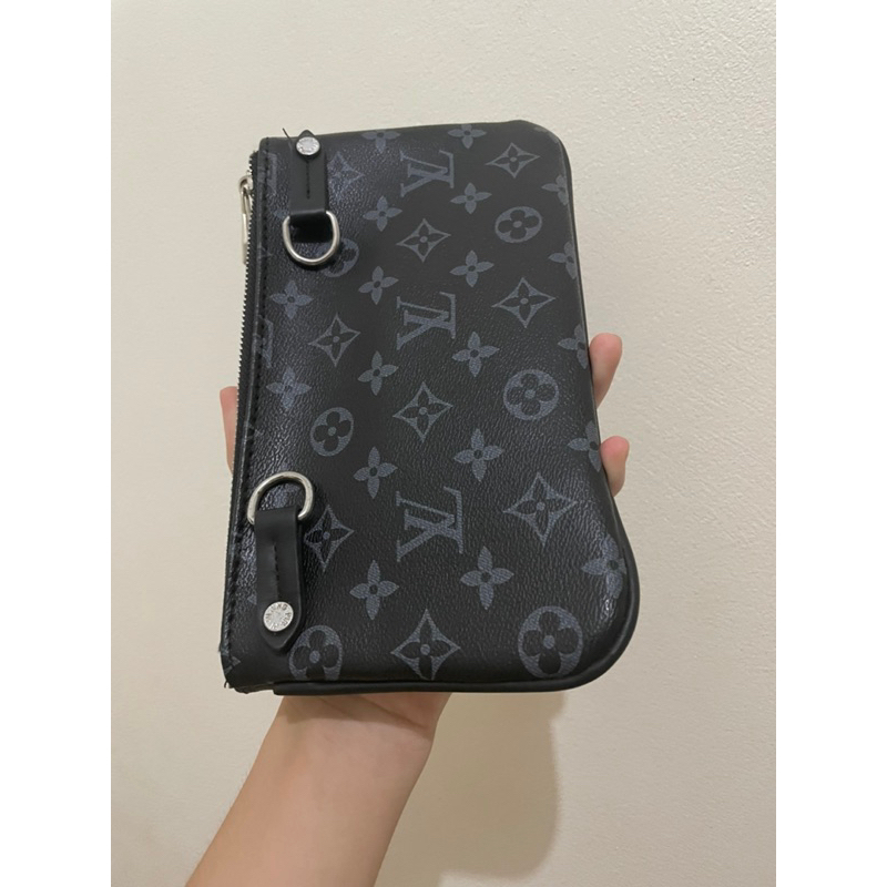 Clutch LouisV - Ví cầm tay