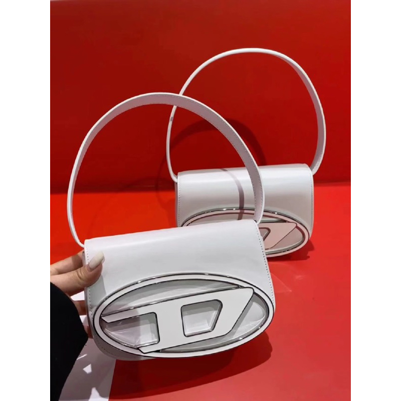 TÚI CHỮ D KẸP NÁCH HOT TREND L.1……