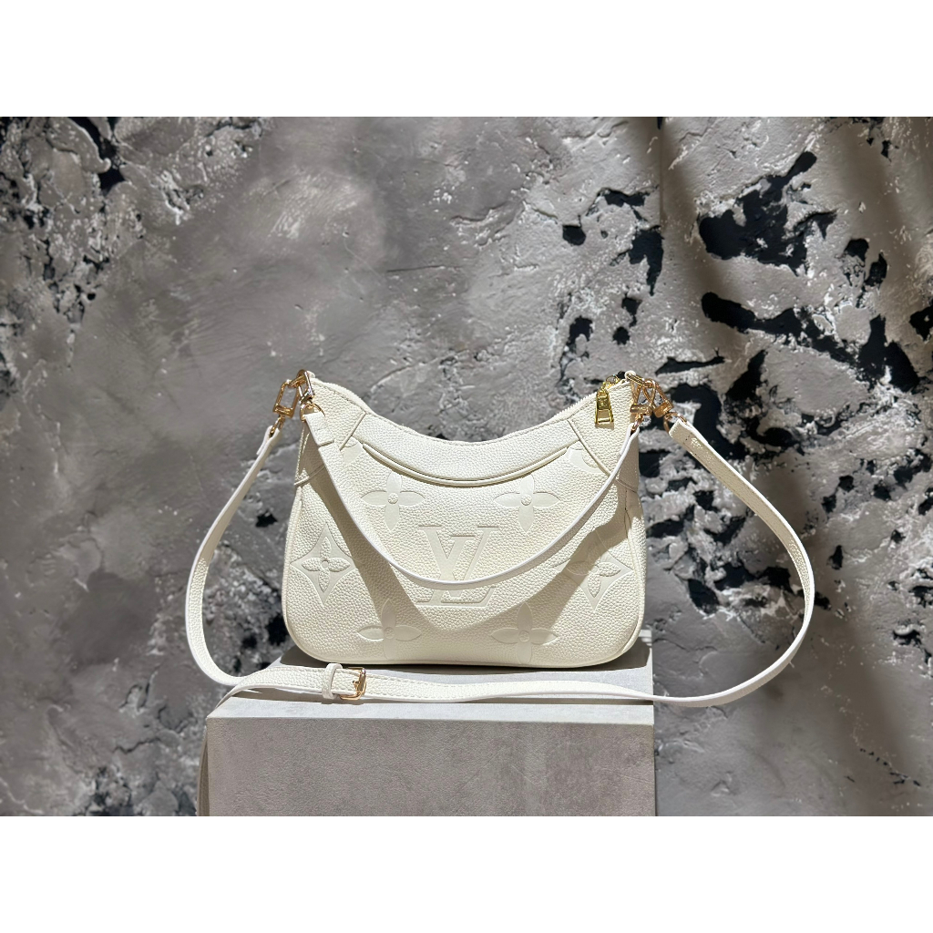 TÚI LV BAGATELLE SZ24 DA BÒ