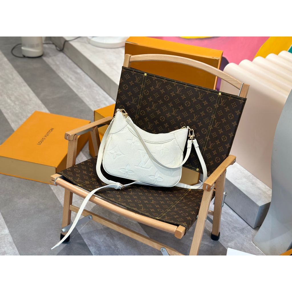 TÚI LV BAGATELLE SZ24 DA BÒ