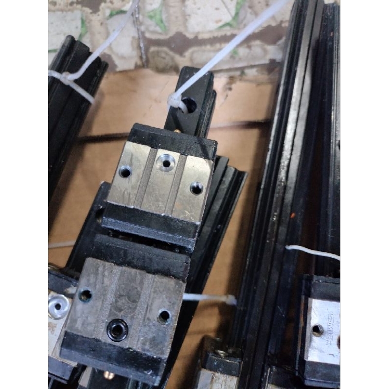 Cặp thanh trượt vuông Nhật Bản hãng NSK bản 15 dài 40cm mới 99%