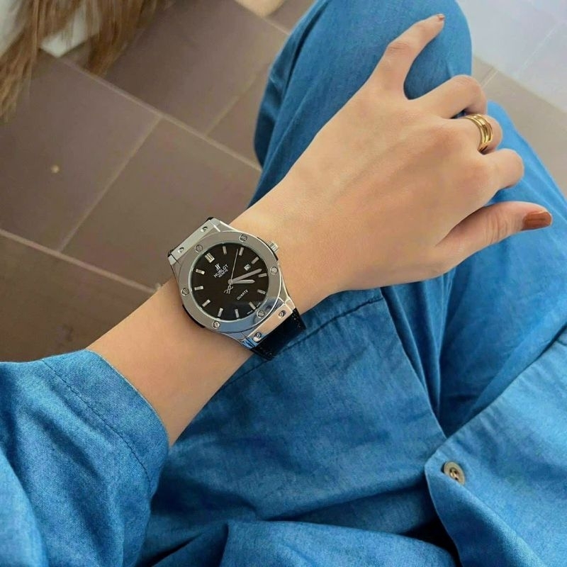 Đồng hồ nam HubbIot máy pin