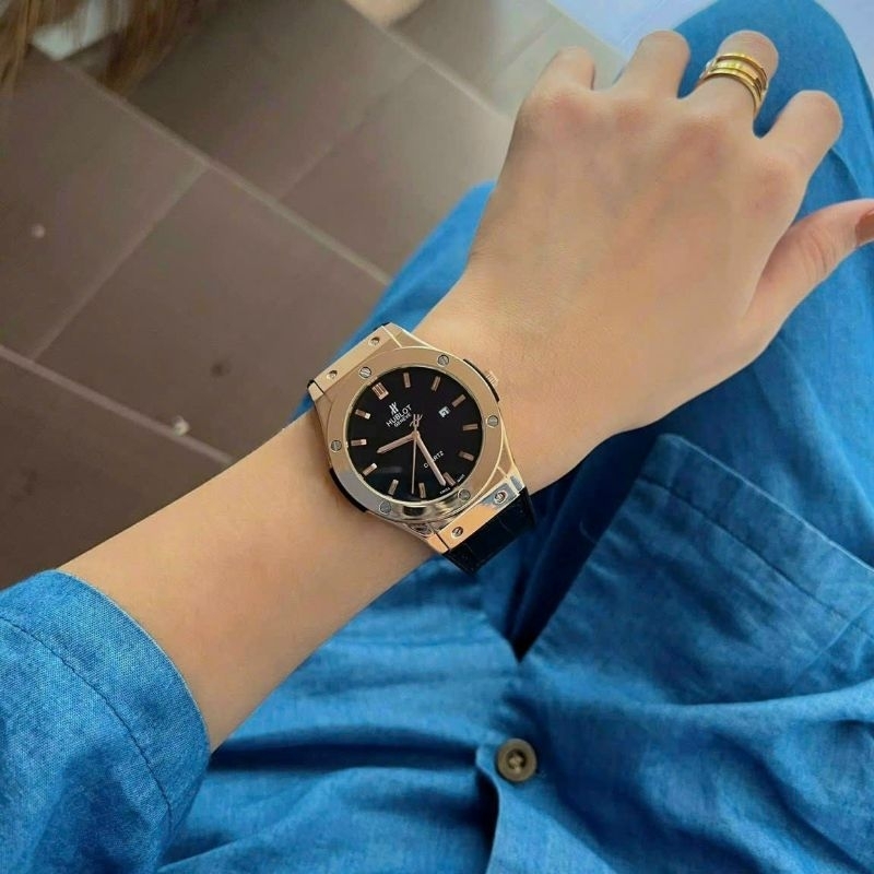 Đồng hồ nam HubbIot máy pin