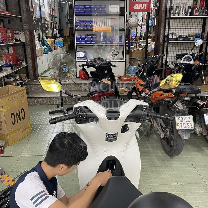 Kính chiếu hậu rizoma elisse độ giá bán 1 cặp hoặc 1 cái trái