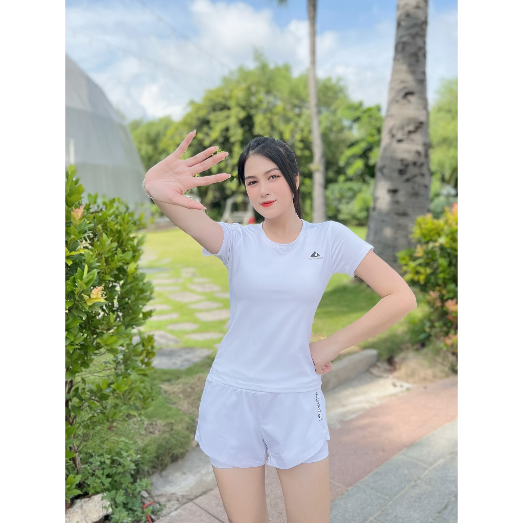 Set tập gym yoga nữ quần lửng áo cộc tay chất siêu đẹp thấm hút mồ hôi co giãn 4 chiều - Chất vải thoáng mát, thấm hút