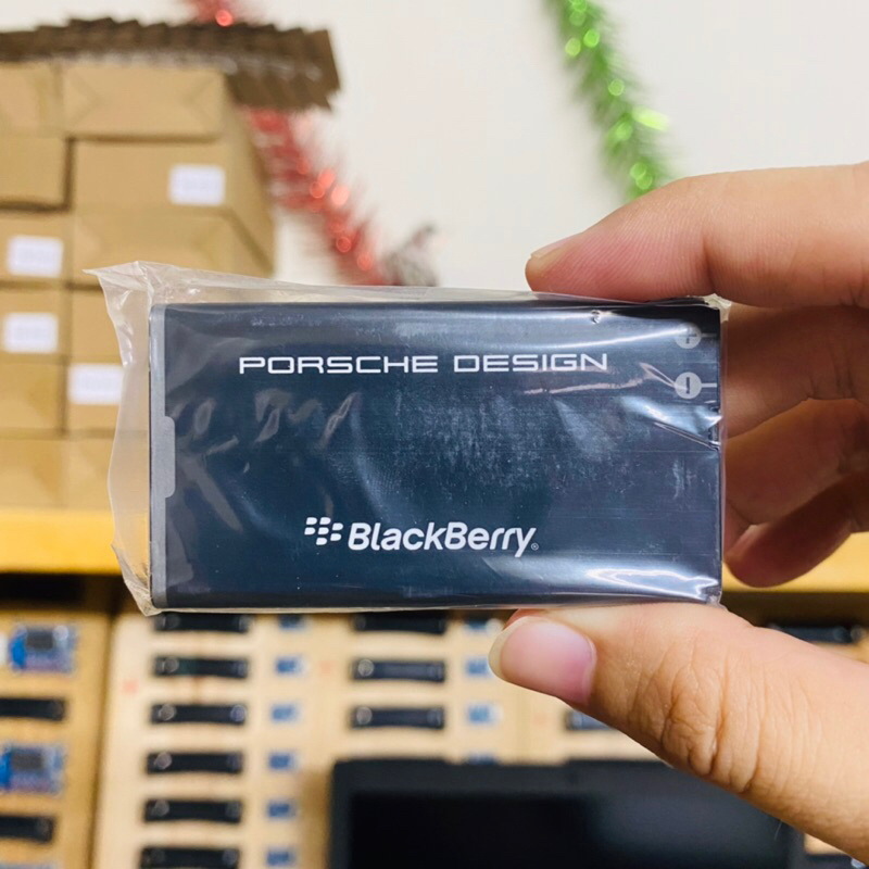 Pin BlackBerry Porsche Design 9983 chính hãng