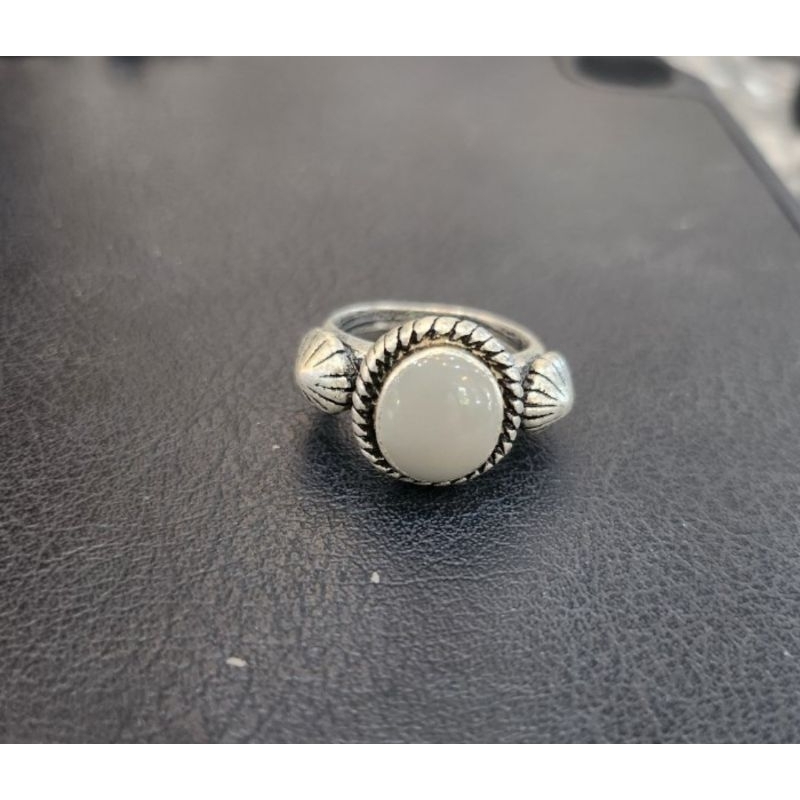 Nhẫn bạc si Nhật