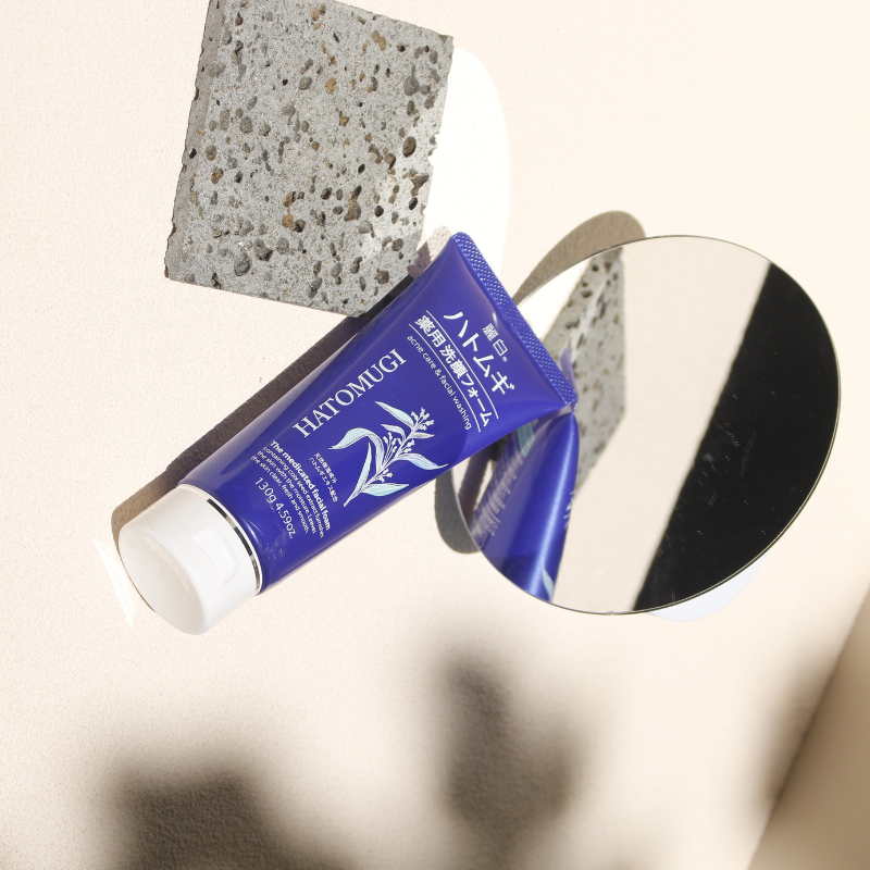 Sữa rửa mặt Hatomugi chiết xuất ý dĩ Moisturizing & Facial Washing 170g làm sáng da sạch bụi bẩn Nhật Bản