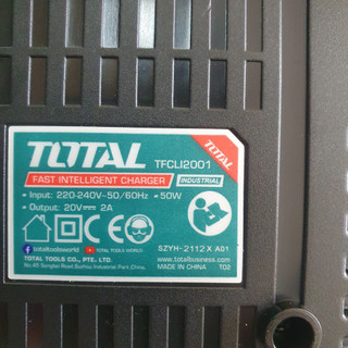 Đế sạc pin 20V Total TFCLI2001