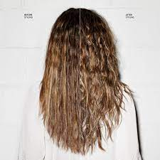 Xịt tăng phồng tóc Bumble and bumble Surf Spray - The original wavemaker for matte, beachy waves with a bit of grit.