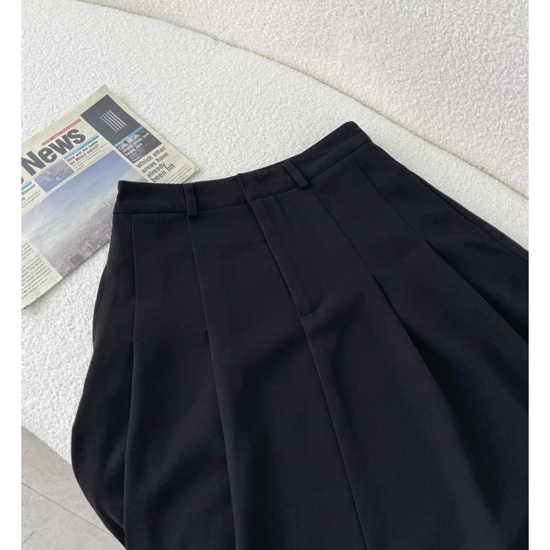 Chân váy xếp ly hạ eo dáng dài xoè Bànana, đứng form, váy dài dáng xoè chữ a chất vải dày dặn hack dáng vintage