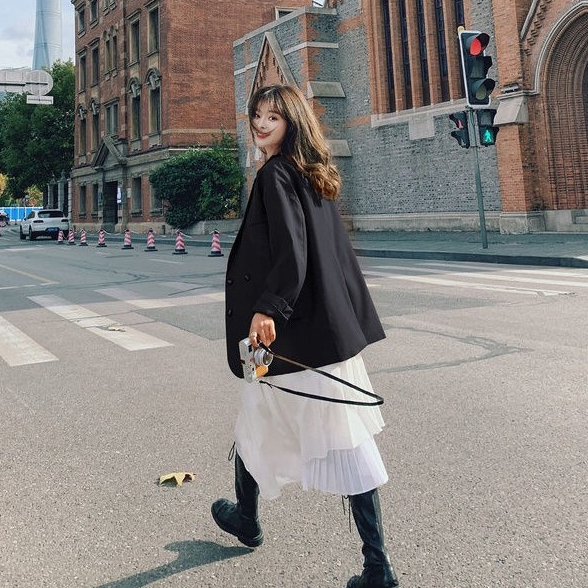 Áo Blazer tay dài màu trơn cho nữ- Áo Blazer Vest Nữ 1 Lớp Khoác Ngoài Dài Tay Nhiều Màu Kiểu Dáng Trẻ Trung | BigBuy360 - bigbuy360.vn