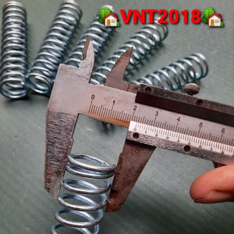 Lò xo nén thép xi phi 22.5mm sợi 2.3mm dài 95mm