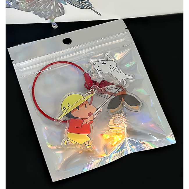 Móc khóa lồng đèn Trung Thu  Shin hình đom đóm đi chơi bên ánh đèn vàng treo balo gắn chìa khóa lung linh cute dễ thương