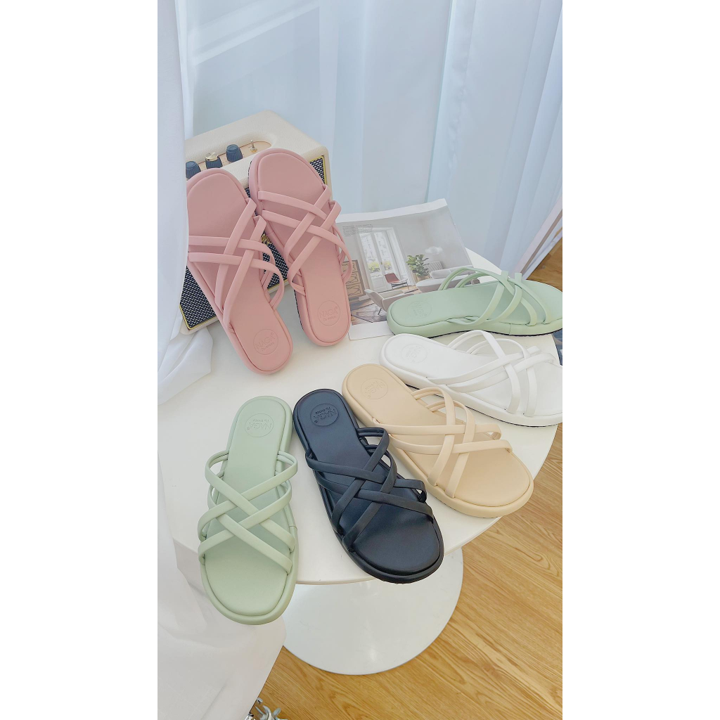 DÉP NAGASHOES MŨI TRÒN QUAI ĐAN CHÉO 2CM NAD207