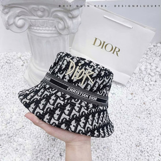 Nón nữ thời trang, mũ Bucket vành tròn DI..OR vải Kaki đẹp chuẩn