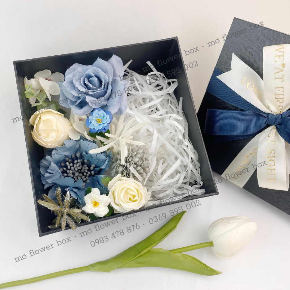 Hộp 16x16cm Hoa Lụa Đựng Nước Hoa, Son, Cushion,..- MƠDECOR