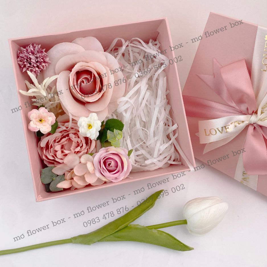 Hộp 16x16cm Hoa Lụa Đựng Nước Hoa, Son, Cushion,..- MƠDECOR