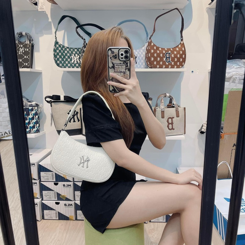 Túi kẹp nách MLB chính hãng - Túi Xách MLB Hobo Monogram
