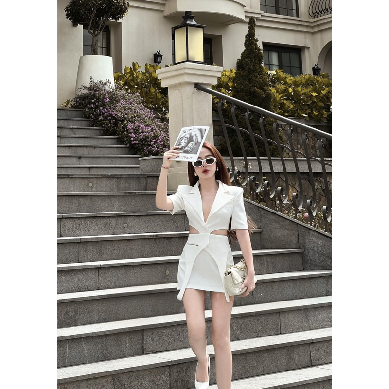 Đầm vest khoét eo cotton dày