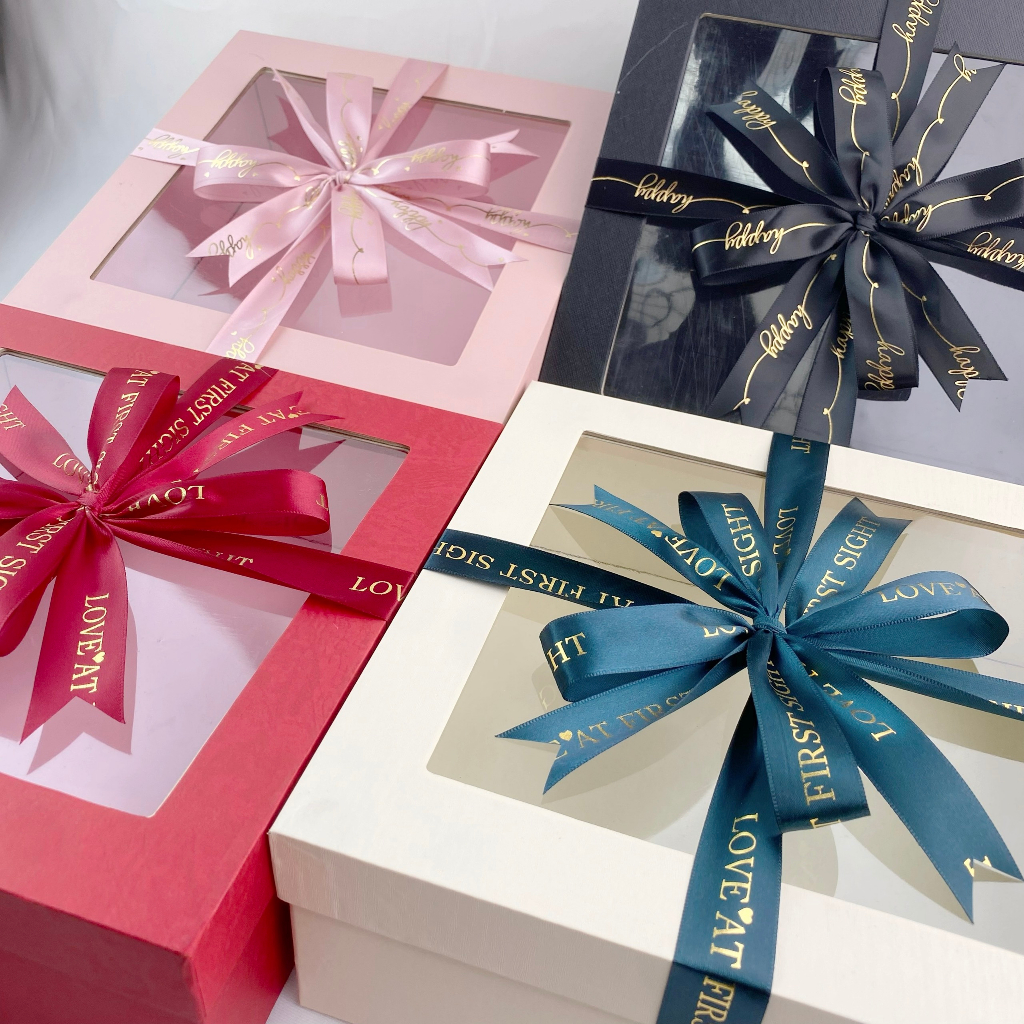 Hộp 25cm x 25cm Cao 7cm Có Nơ Không Hoa - MƠDECOR