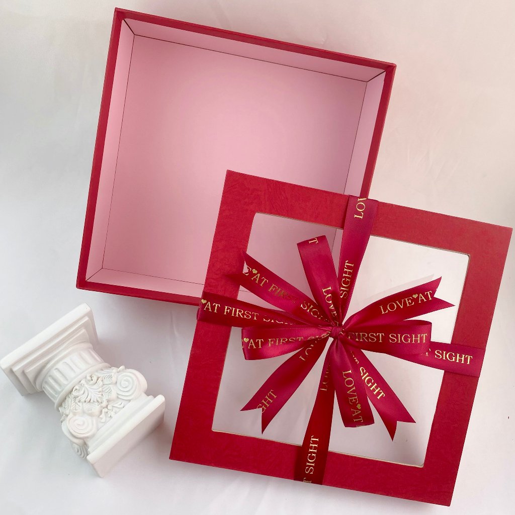 Hộp 25cm x 25cm Cao 7cm Có Nơ Không Hoa - MƠDECOR