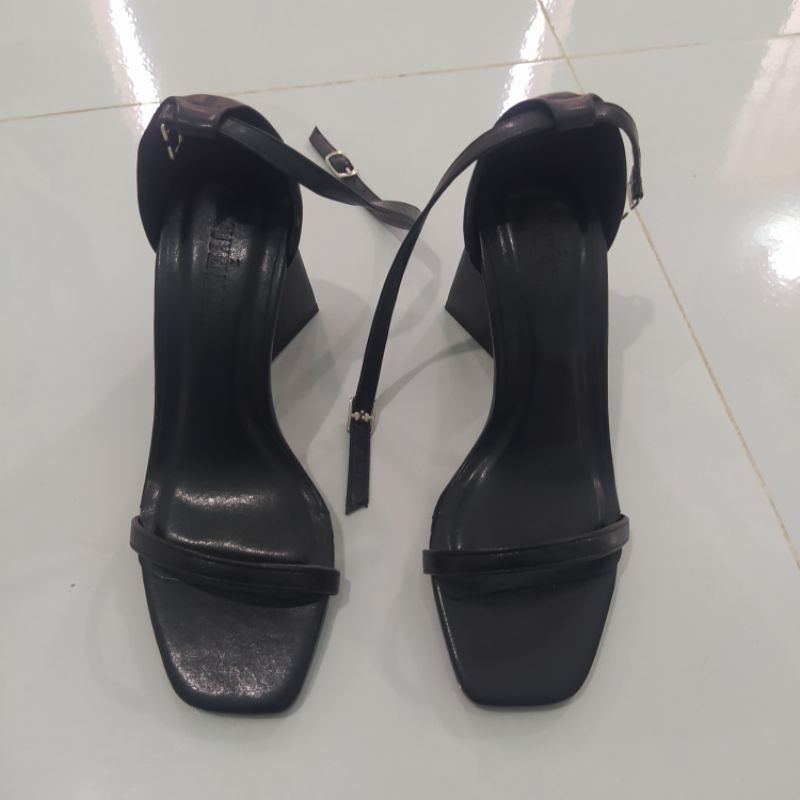 Gót tam giác 9 phân da trơn chống thấm