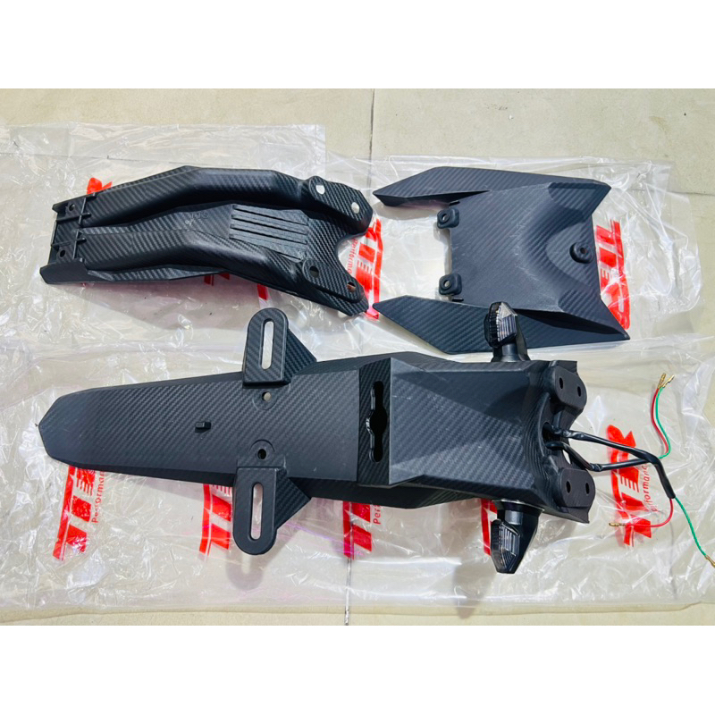 Dè zin Suzuki Raider Fi Việt Dè chống gãy Carbon tích hợp sinhan led