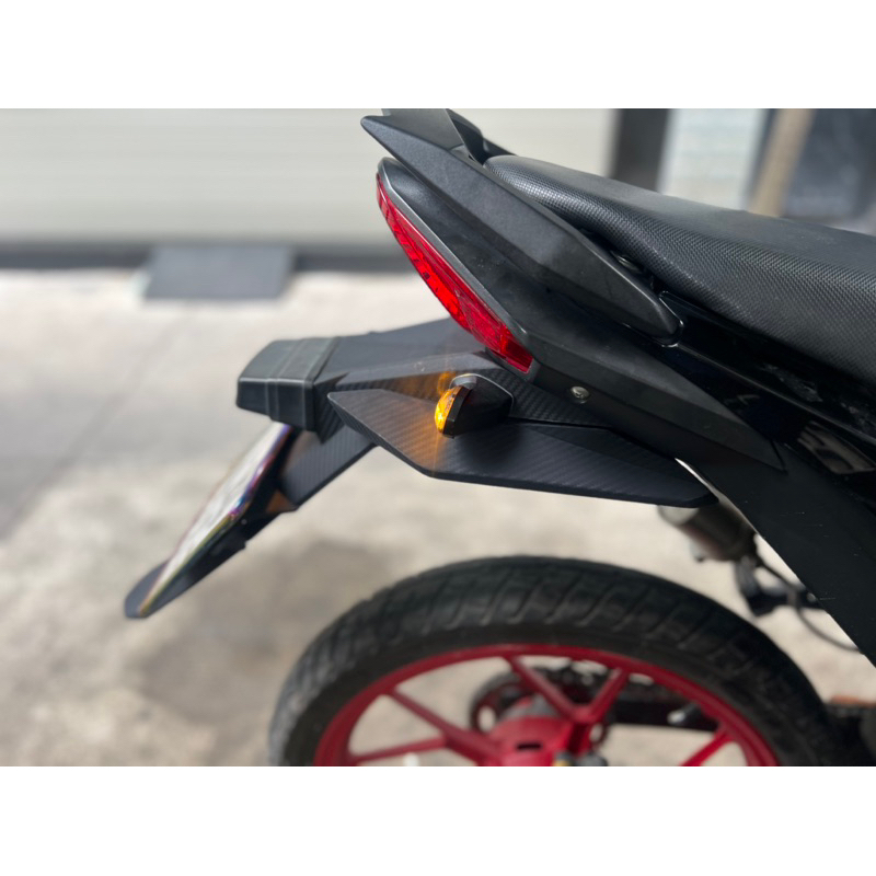 Dè zin Suzuki Raider Fi Việt Dè chống gãy Carbon tích hợp sinhan led