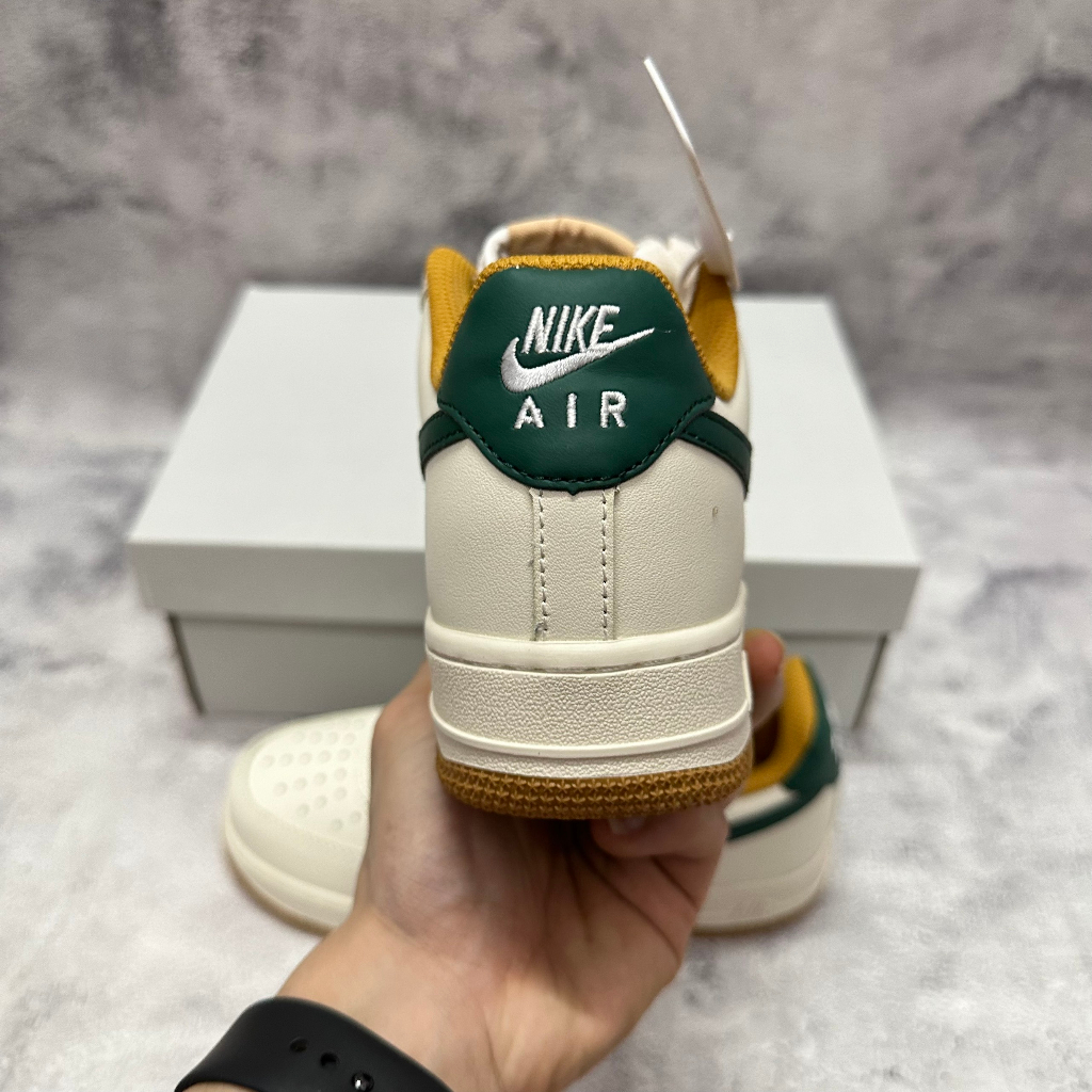 Giày Thể Thao AF1 Low Beige Green Gum Màu Kem Vạch Xanh Đế Vàng Bản SC Chuẩn Đẹp Full Bill Box