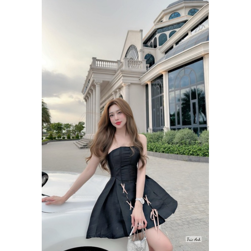 Váy tafta cúp ngực đan dây siêu xinh cho các nàng diện đi chơi phong cách Hàn Quốc.