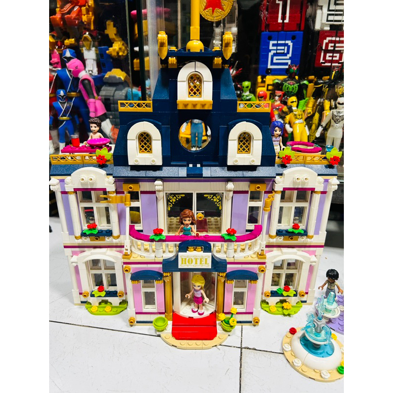 Đồ chơi lắp ráp LEGO Friends 41684 Khách sạn 5 sao Thành phố Heartlake chính hãng