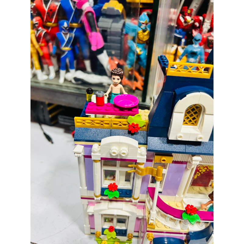 Đồ chơi lắp ráp LEGO Friends 41684 Khách sạn 5 sao Thành phố Heartlake chính hãng