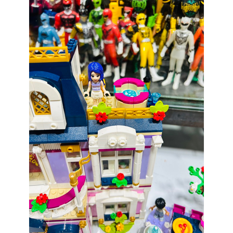 Đồ chơi lắp ráp LEGO Friends 41684 Khách sạn 5 sao Thành phố Heartlake chính hãng