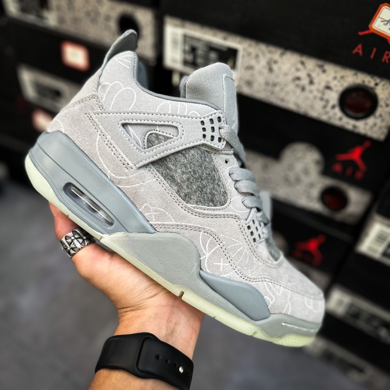 Giày Sneaker AJ4 Retro Kaws•Deal Xưởng Tốt Nhất