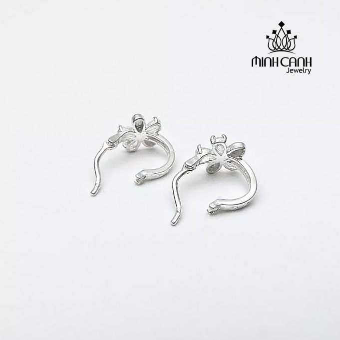 Bông Tai Hoa Mix Cánh Khóa Bấm Tròn - Minh Canh Jewelry