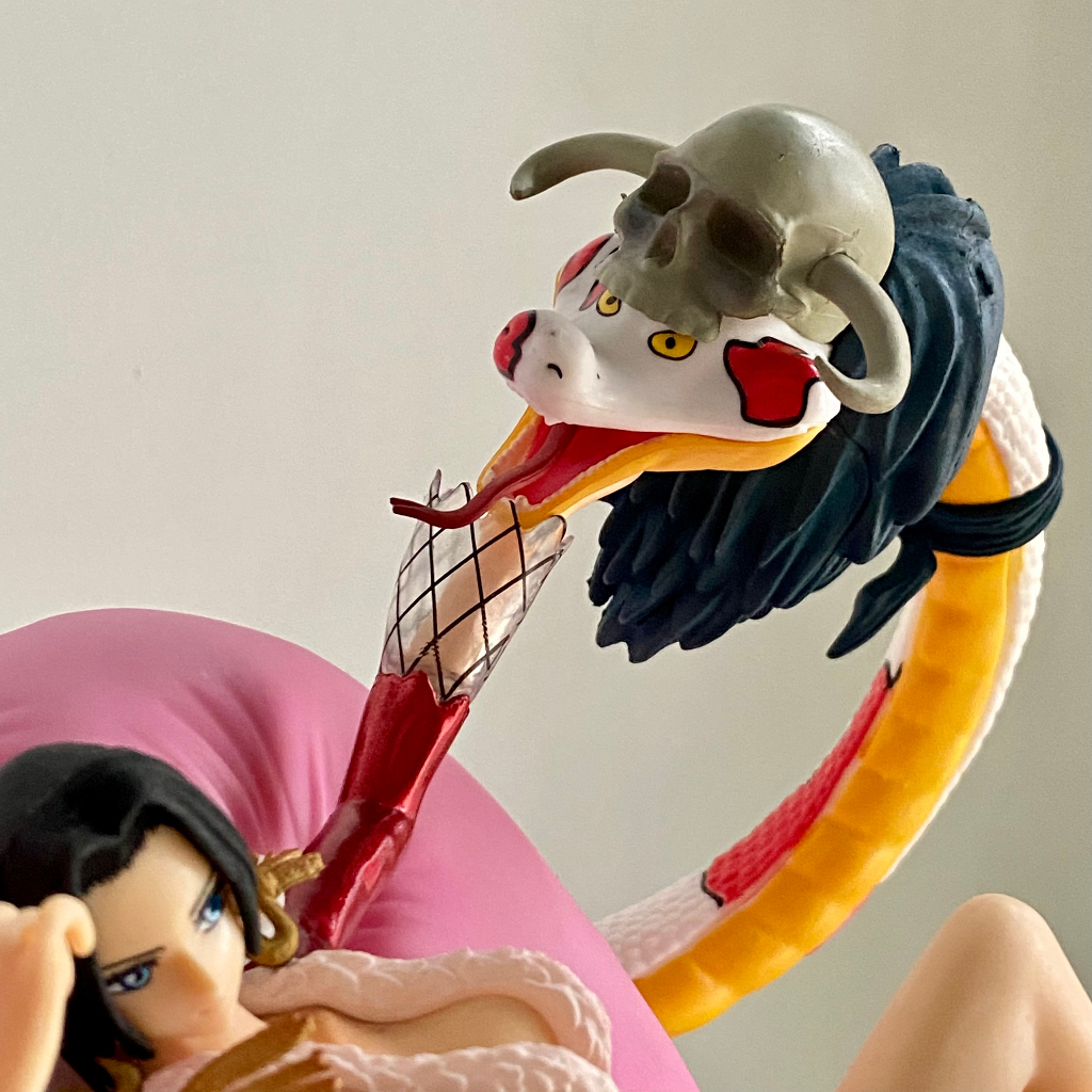 Mô hình Boa Hancock cực đẹp cao 32CM - Mô hình nữ hoàng hải tặc Boa Hancock - thất vũ hải one piece
