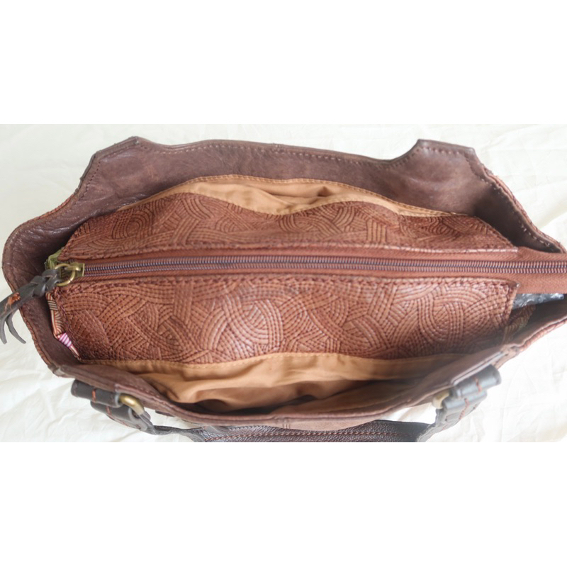 Túi da thật vintage The Sak Mỹ màu nâu - secondhand