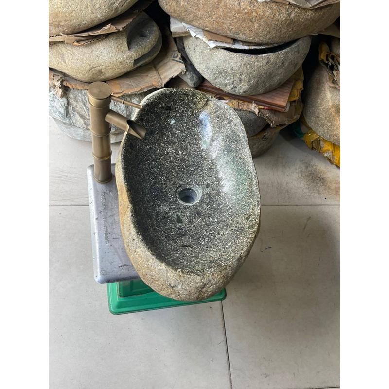 Bộ Lavabo Đá gồm